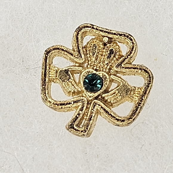 Oldstock Irish Celtic Claddagh Shamrock Lapel Pin - Picture 2 of 8
